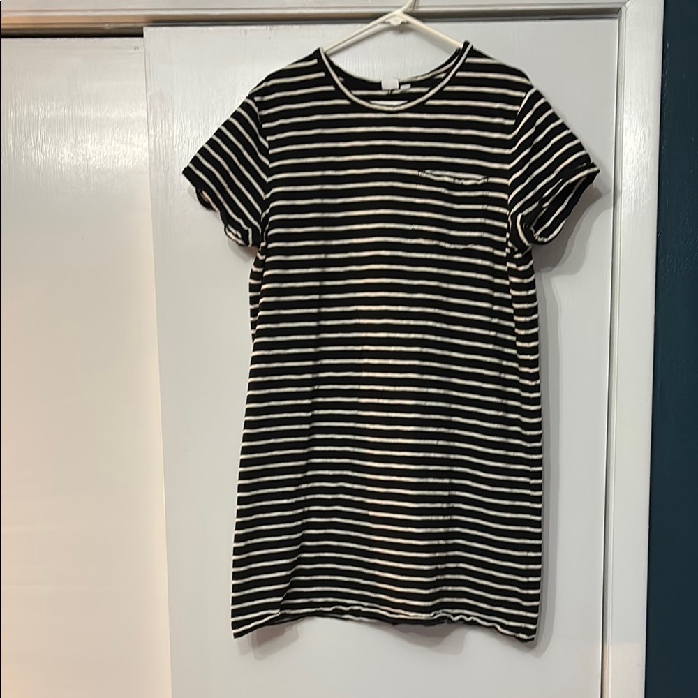 Black and White Striped T-Shirt Dress